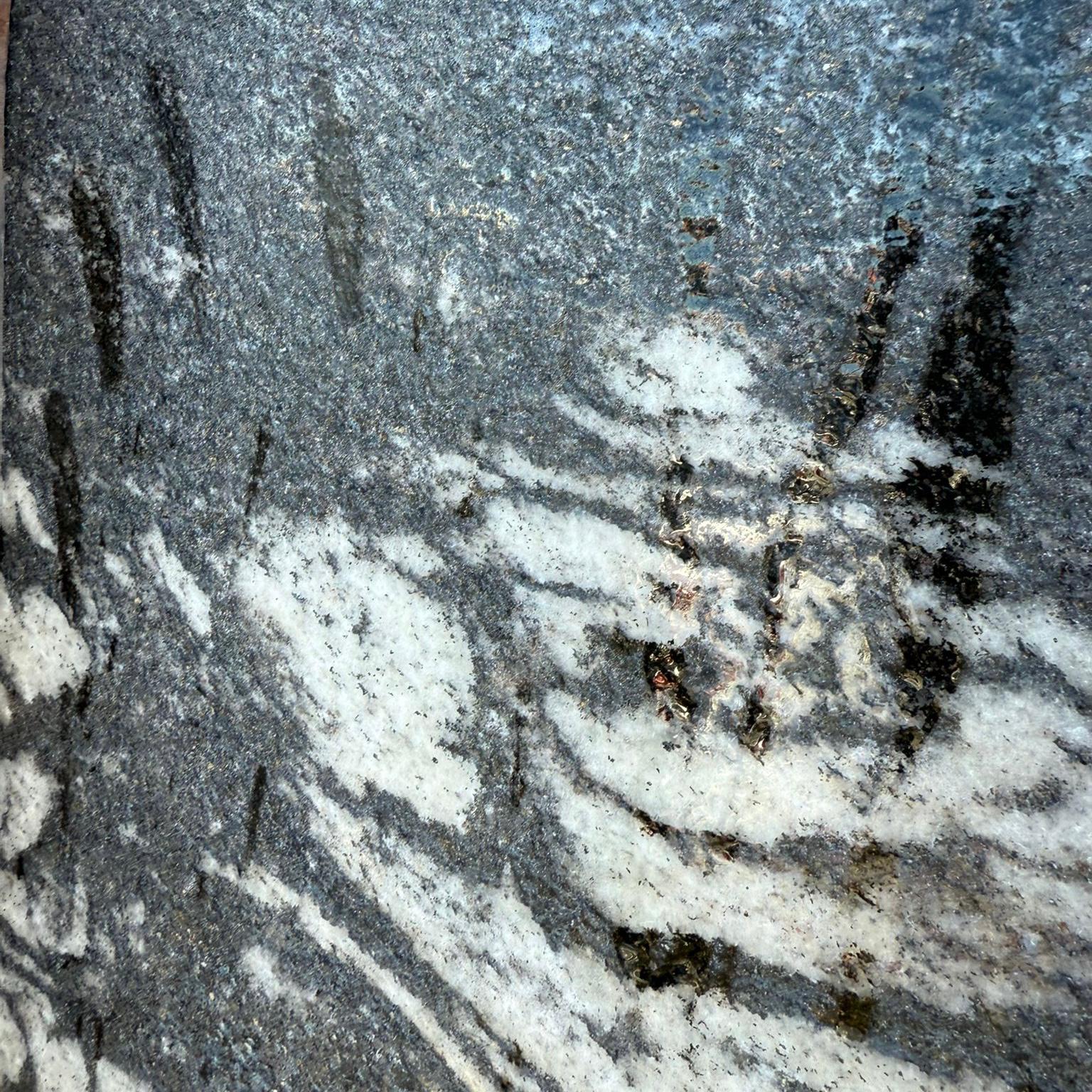 Granit – 10