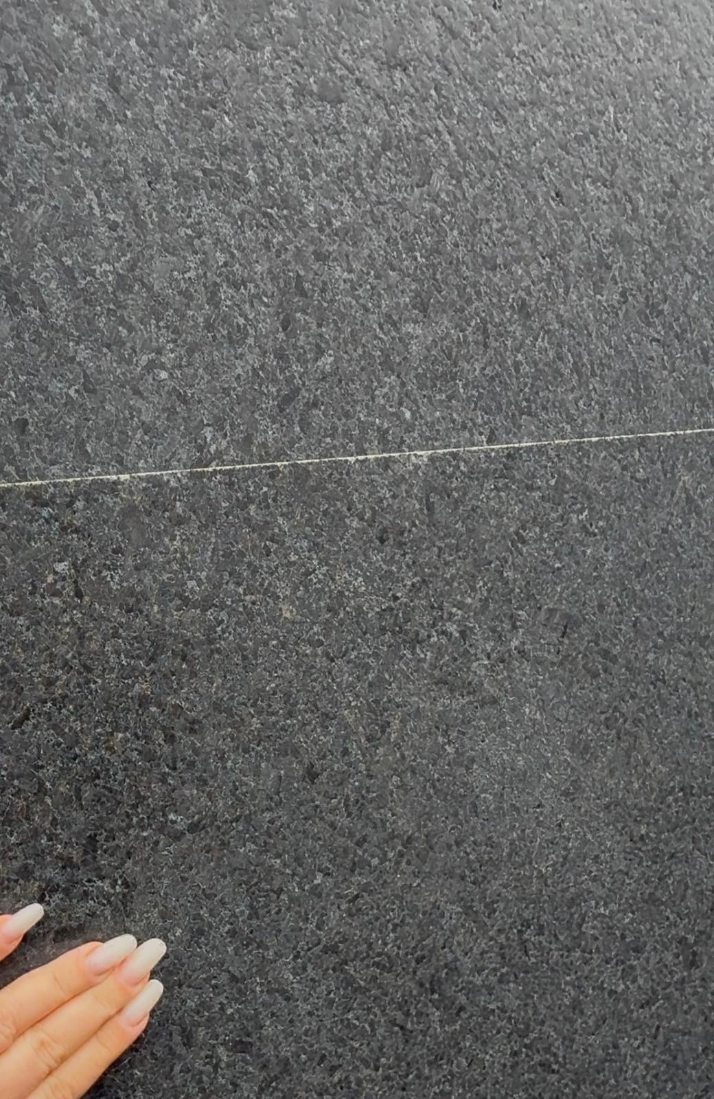Granit charcoal texturat